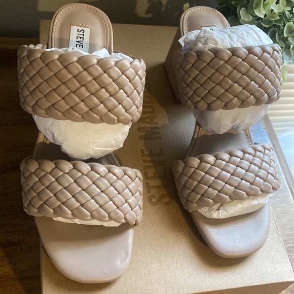 Selling DAPHINEE Taupe WOMAN SANDALS - Picture 6 of 6